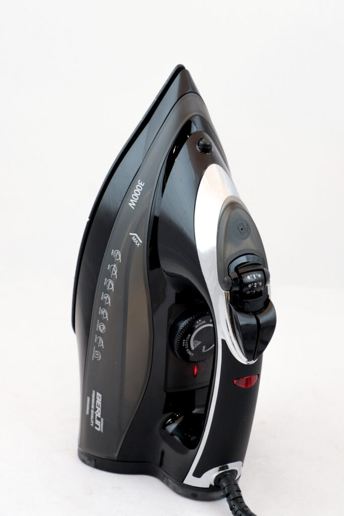 اتو بخار برلین مدل BG-1021